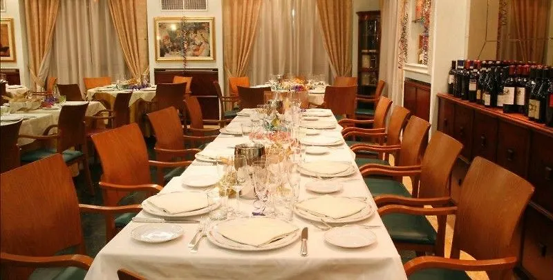 As Hotel Dei Giovi Cesano Maderno